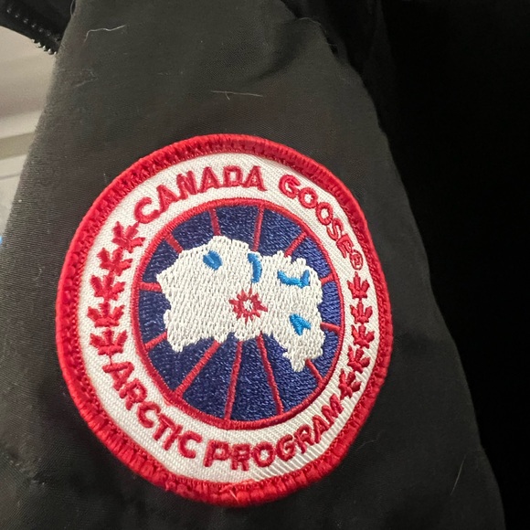 Canada G00se Alliston Parka - Picture 4 of 5